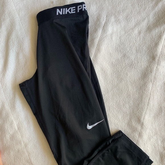 Nike Pro Crop Leggings - Picture 1 of 1